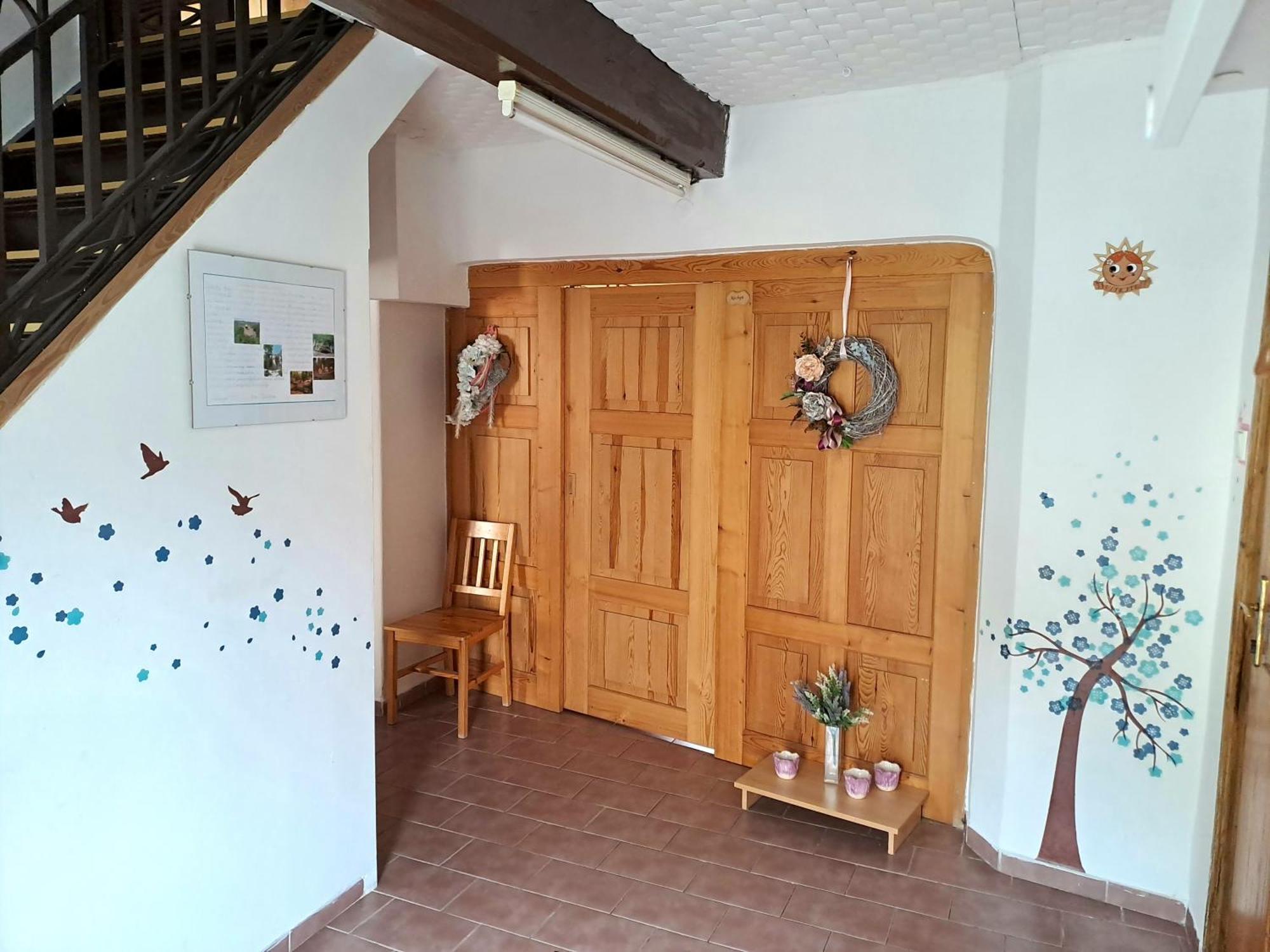 Kamelie Hotell Česká Kamenice Exteriör bild